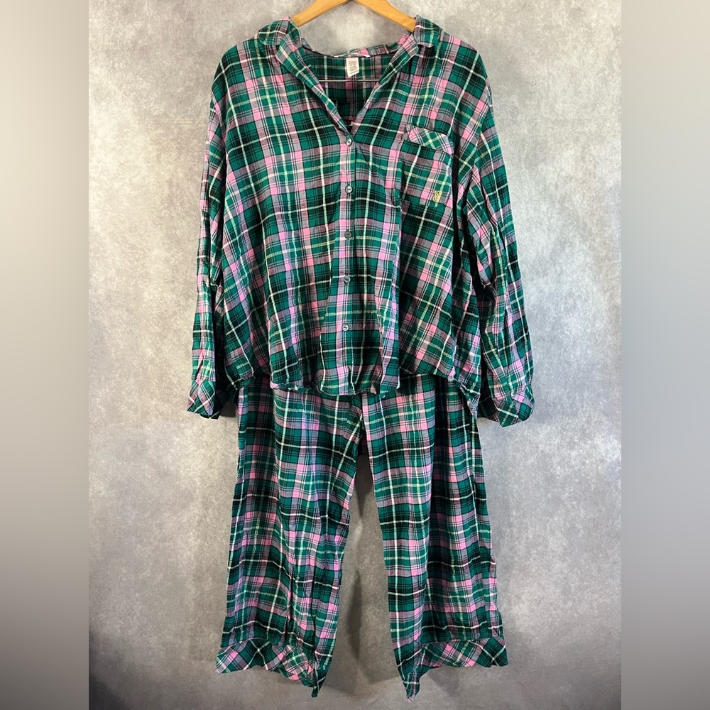 Victoria's Secret Green and Pink Plaid Flannel Pajama Set